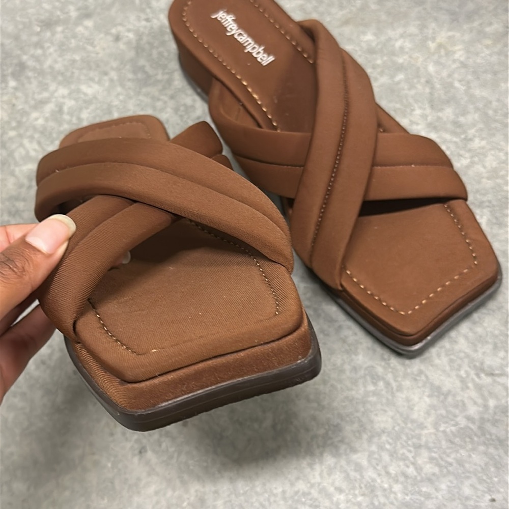 NWOT Jeffrey Campbell Sun-sation Sandal in Brown Neoprene Size 9 - Picture 3 of 6
